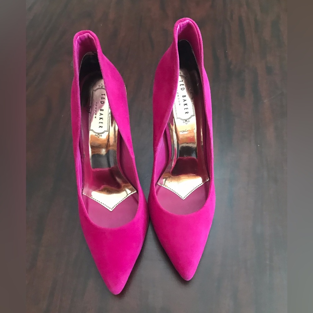 Ted Baker London Fuchsia Pink Pointed Toe Heels